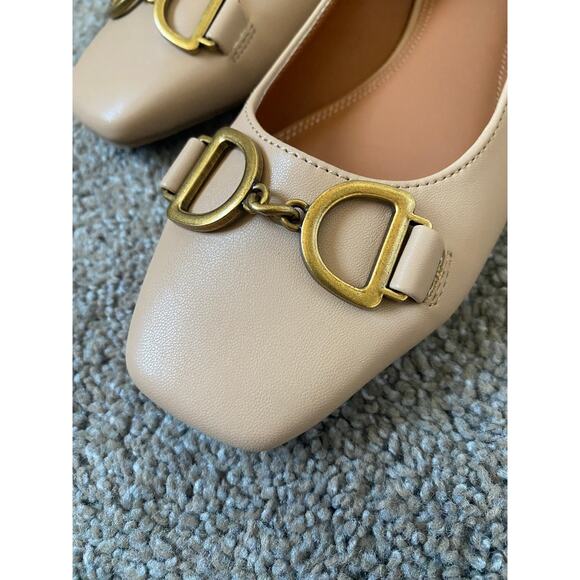 Asos Nude Ballet Flat With Square Toe and Gold Buckle- Size US 7 (UK Size 5) - Picture 7 of 9